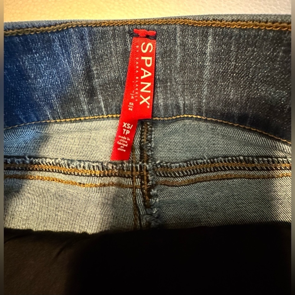 SPANX Dark Blue Distressed Ankle Skinny Jeans Size XS - Picture 12 of 16